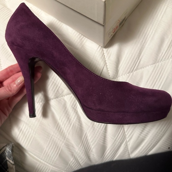 YSL Tribute 90 pump in dark magenta - Picture 7 of 12